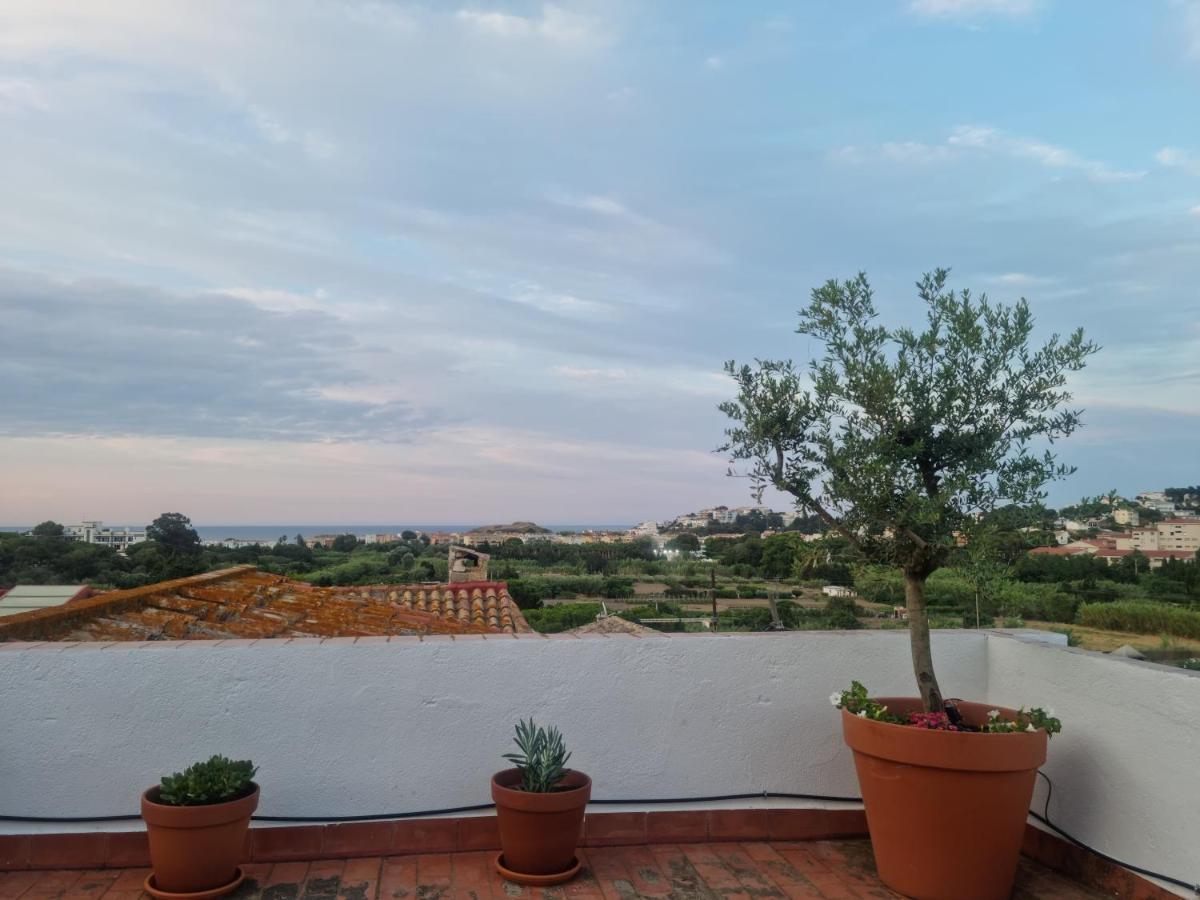Amb Encant I Estil Mediterrani En Zona Tranquilla De Llanca I Amb Terrassa Екстер'єр фото